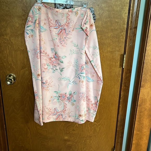 Alfred Dunner 4 piece set - jacket - blouse - pants and skirt - Picture 8 of 9